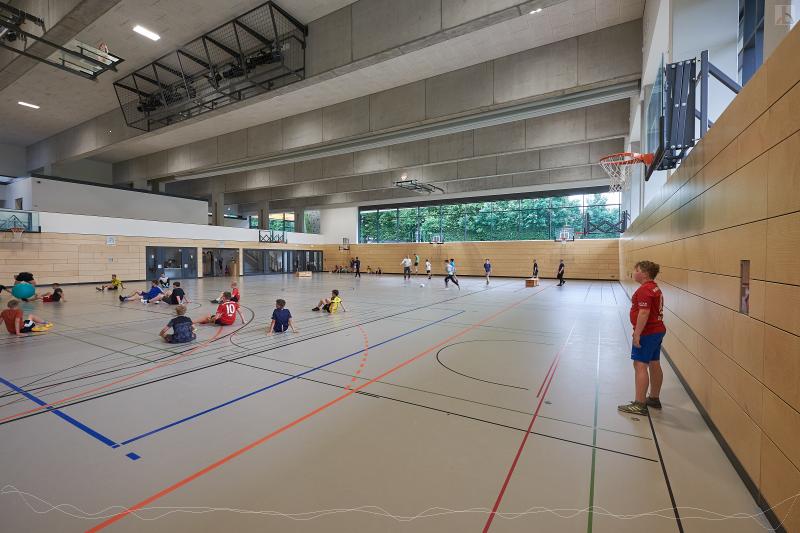 Sportunterricht in der Lizarena