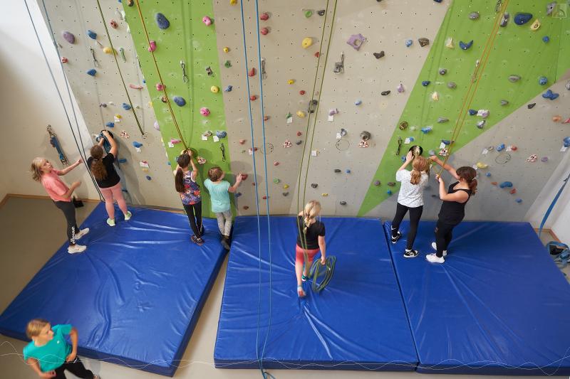 Kletterwand mit Schlern