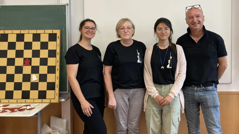 Frau Stasiuk, Frau Tetjana Kostak, Sofiia Korschak (A8b), Pfarrer Gerhard Müller