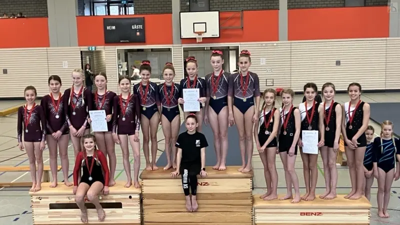 Lize-Mdels auf Platz 2 (links)