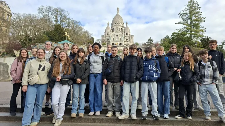 Gruppenbild vor Sacr�-Coeur