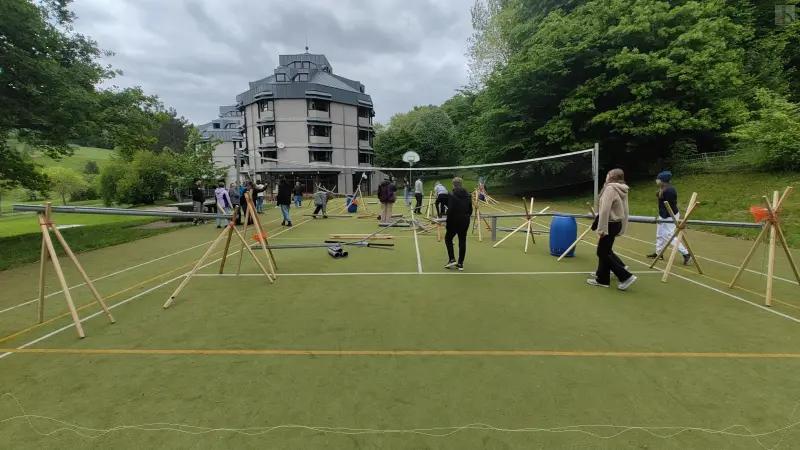 G7a beim Murmelbahnbau